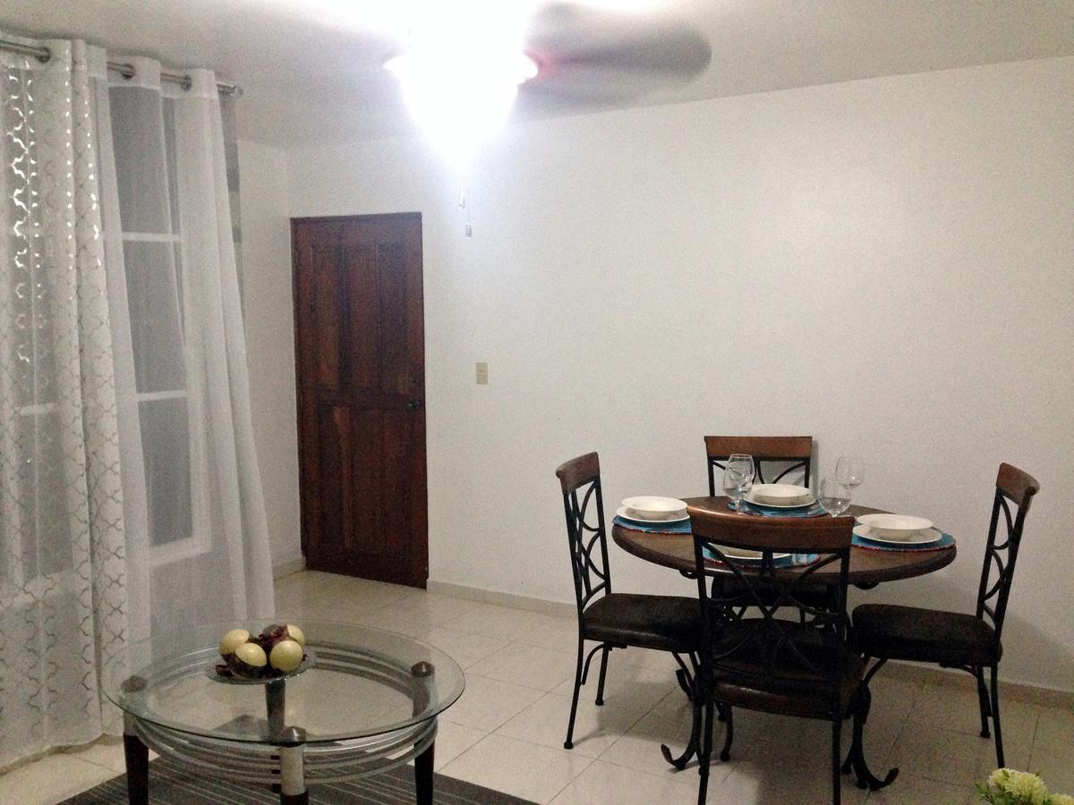 Caribbean Seaview Apart Malecon Santo Domingo Bagian luar foto