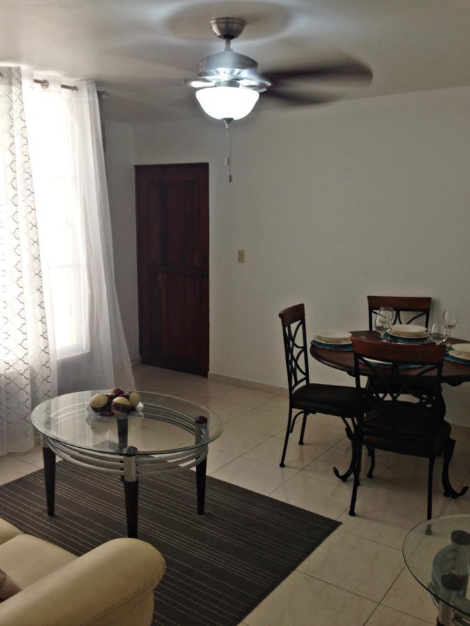 Caribbean Seaview Apart Malecon Santo Domingo Bagian luar foto