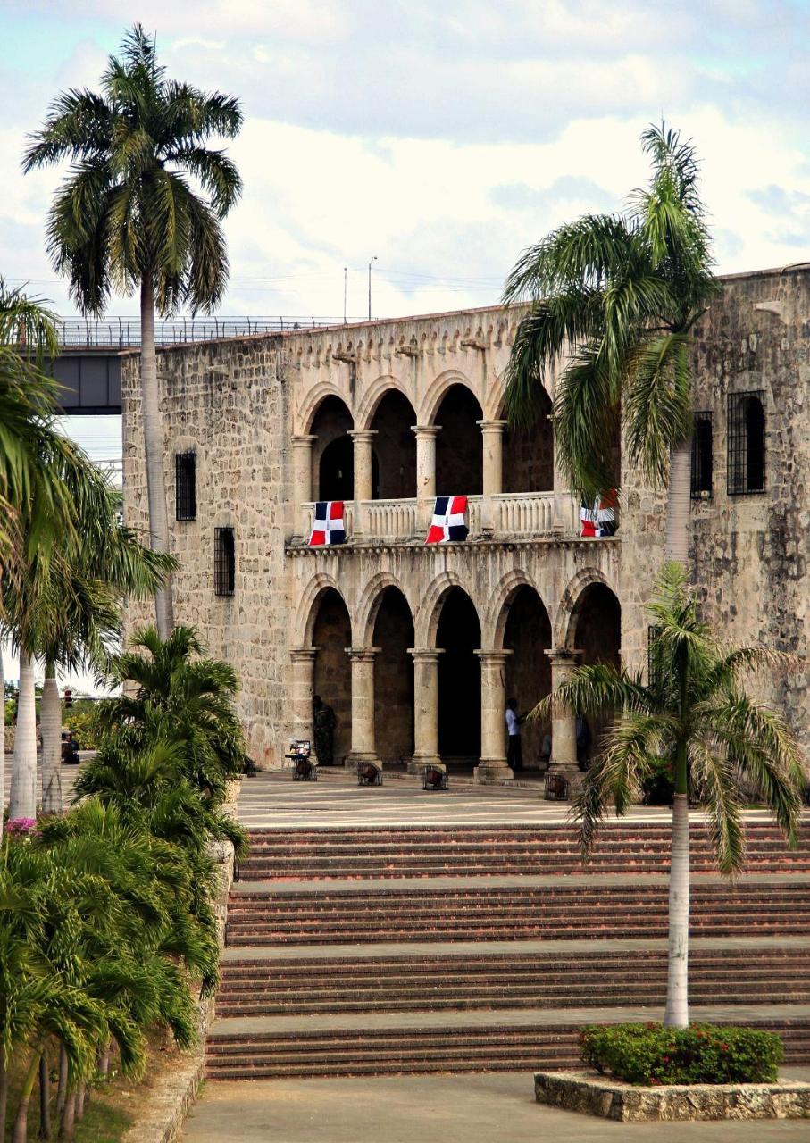 Caribbean Seaview Apart Malecon Santo Domingo Bagian luar foto